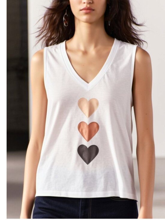 Shein Tops - Shein White Size Small V-Neck Sleeveless Top - NWOT (B15)